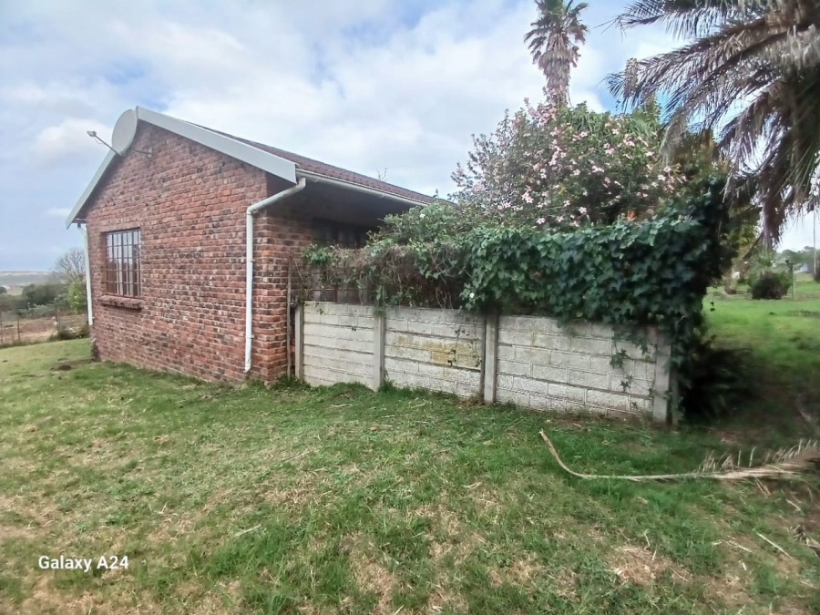 5 Bedroom Property for Sale in Macleantown Eastern Cape